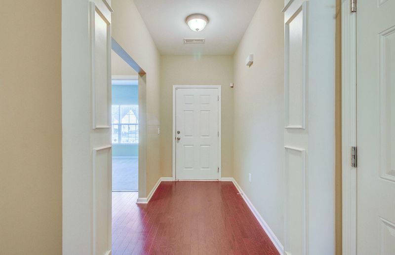 121 Vango Dr, Goose Creek, SC 29445