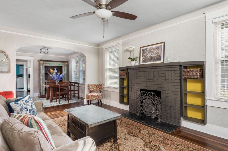 301 Hickory St, Charleston, SC 29407