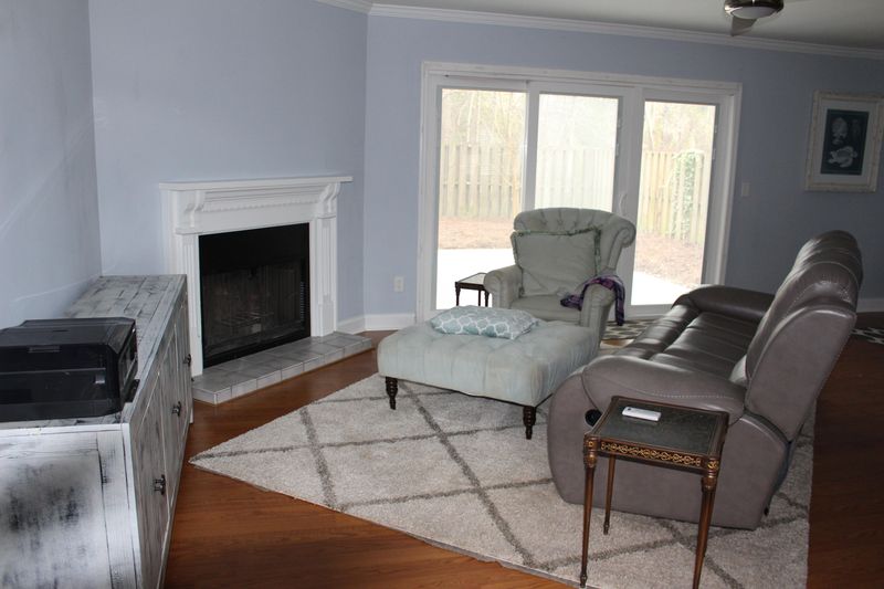 2071 Emerald Ter, Mount Pleasant, SC 29464