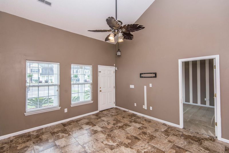 136 Black River Dr, Summerville, SC 29485