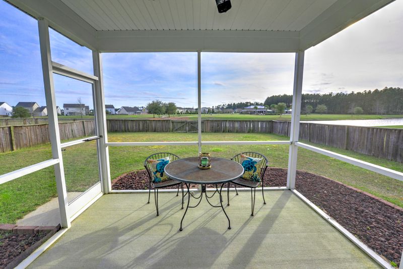339 Peters Creek Dr, Summerville, SC 29486