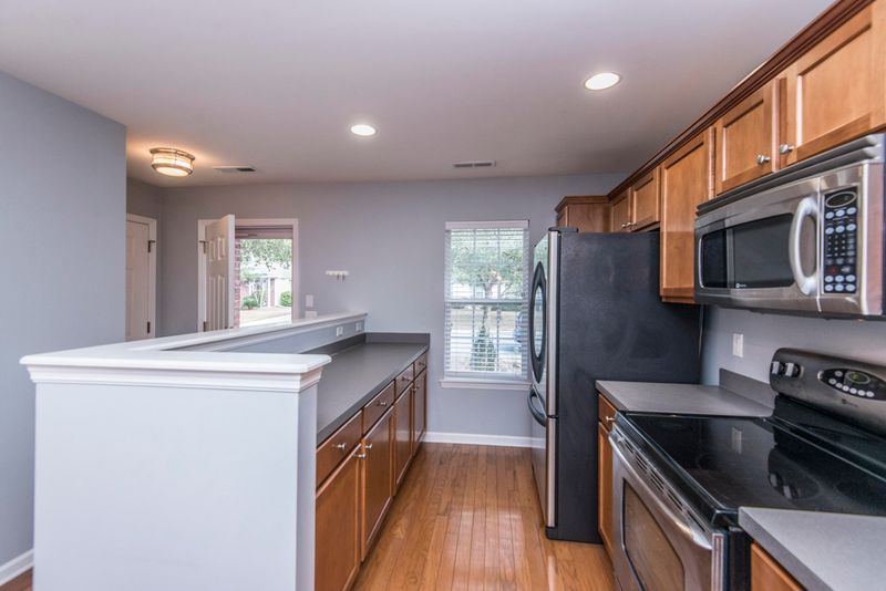 8690 Grassy Oak Trl, North Charleston, SC 29420
