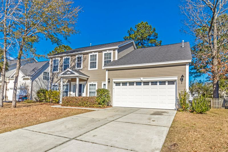 2343 Parsonage Woods Ln, Mount Pleasant, SC 29466