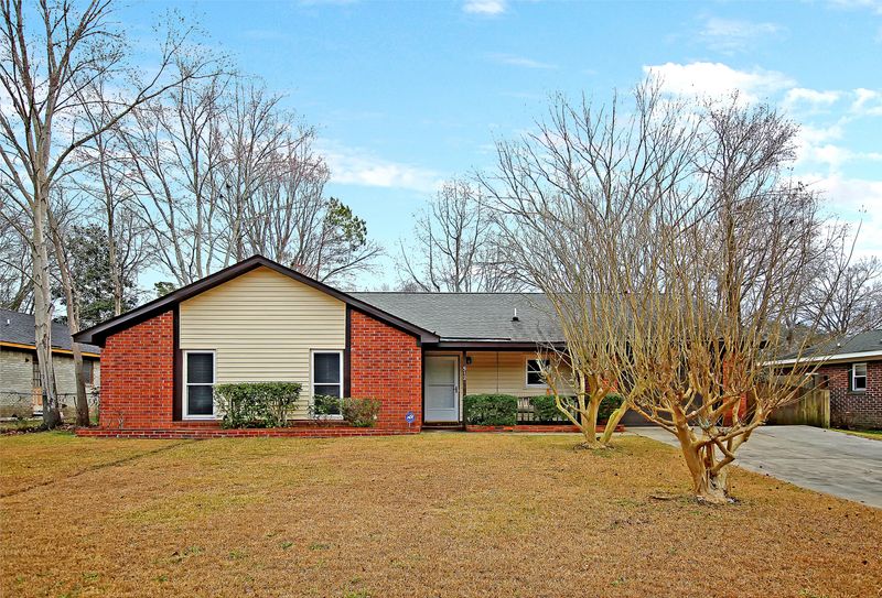 512 Temple Rd, Ladson, SC 29456