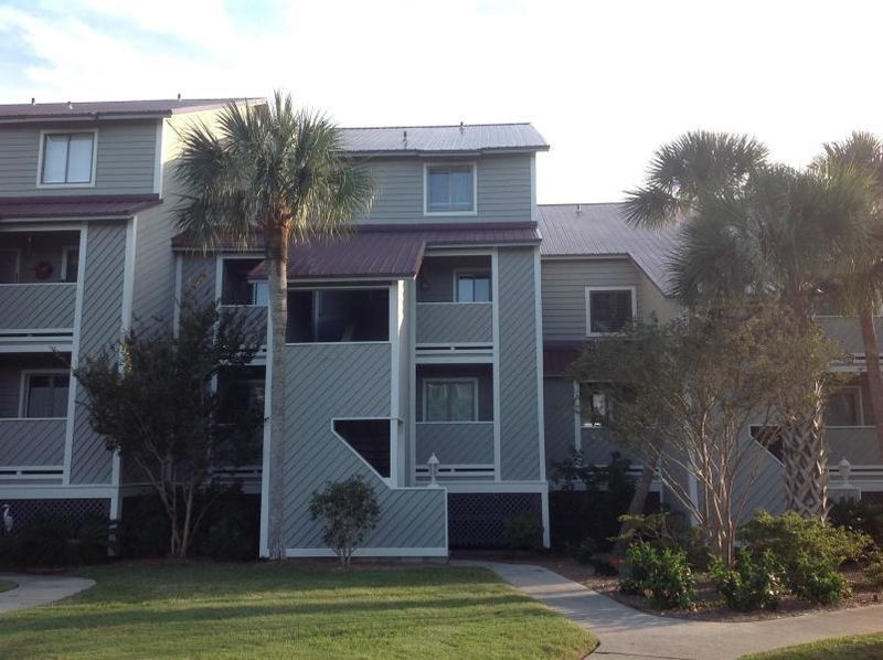 55 Mariners Cay Dr, Folly Beach, SC 29439