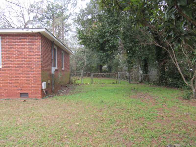 5009 Lancaster St, North Charleston, SC 29405
