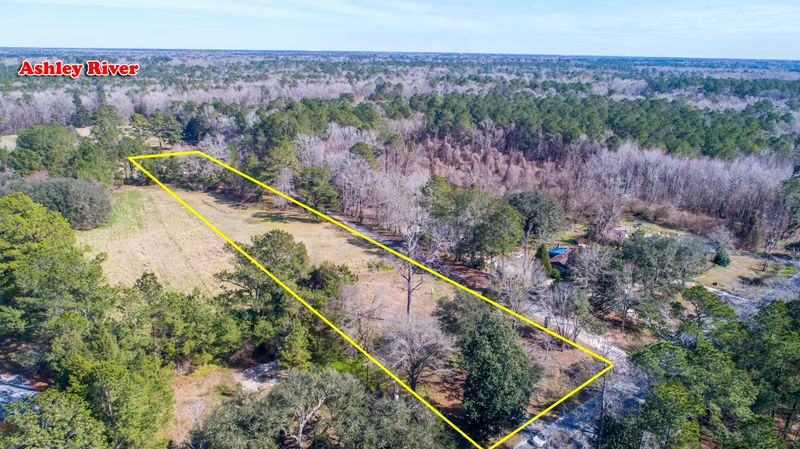 4958 Ashley River Rd, Summerville, SC 29485