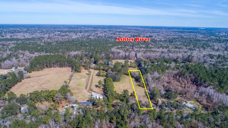 4958 Ashley River Rd, Summerville, SC 29485