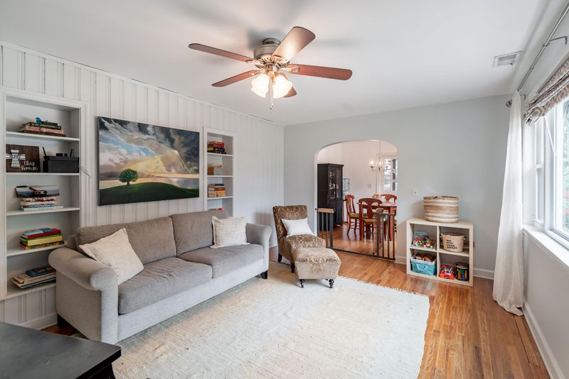 802 Castle Ave, Charleston, SC 29407