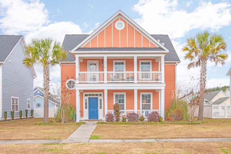 210 Amaryllis Ave, Summerville, SC 29483