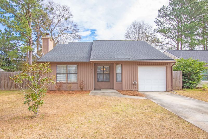 121 Lancashire Rd, Summerville, SC 29486