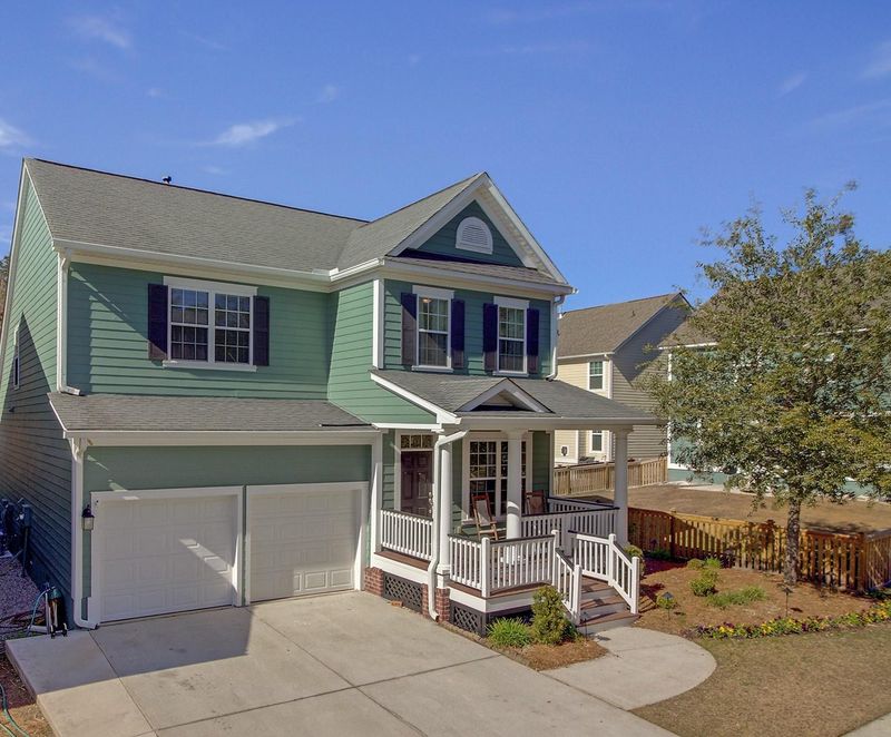 142 Ashley Bluffs Rd, Summerville, SC 29485