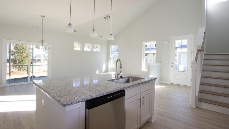 2605 Kingsfield St, Mount Pleasant, SC 29466