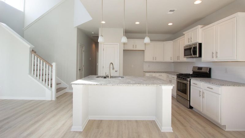2605 Kingsfield St, Mount Pleasant, SC 29466