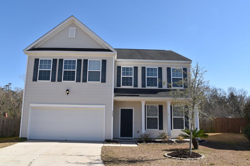 248 Donatella Dr, Goose Creek, SC 29445