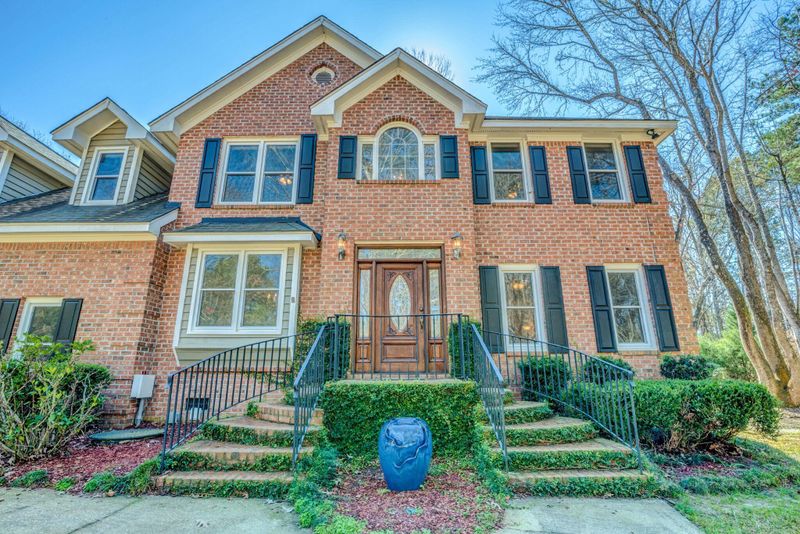585 Flannery Pl, Mount Pleasant, SC 29466