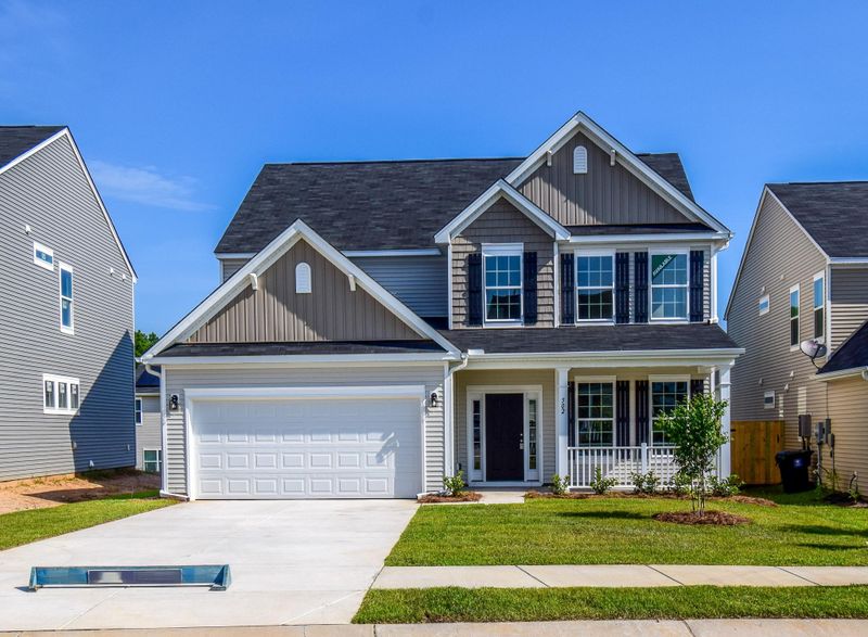 502 Lateleaf Dr, Moncks Corner, SC 29461