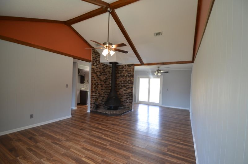 326 Village Green Cir, Summerville, SC 29483