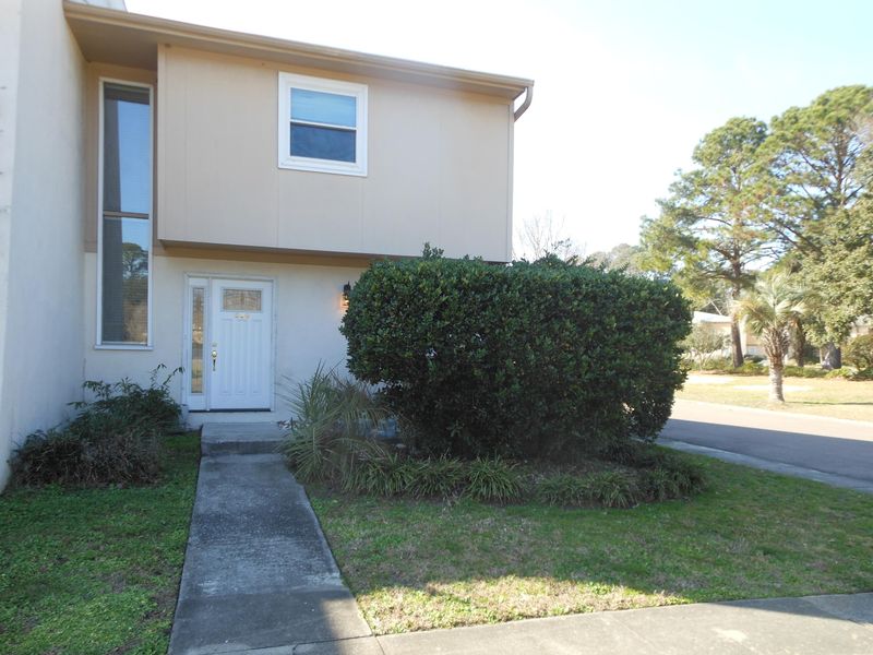 808 Ventura Pl, Mount Pleasant, SC 29464