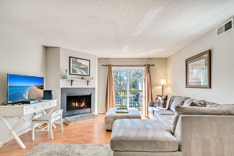1402 Camp Rd #14f, Charleston, SC 29412