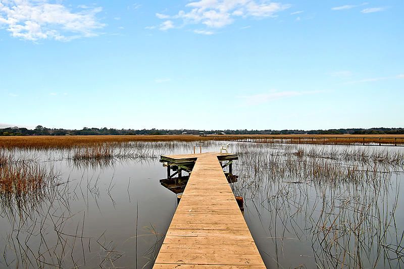 5526 Stonoview Dr, Johns Island, SC 29455