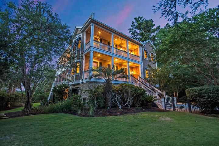 1900 N James Gregarie Rd, Mount Pleasant, SC 29466