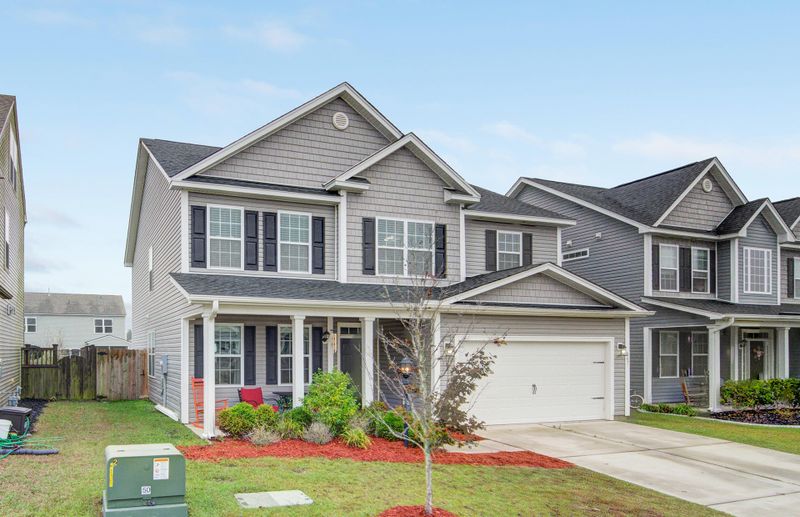 547 Crossland Dr, Moncks Corner, SC 29461