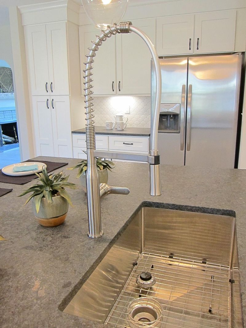 817 Sheldon Rd, Charleston, SC 29407