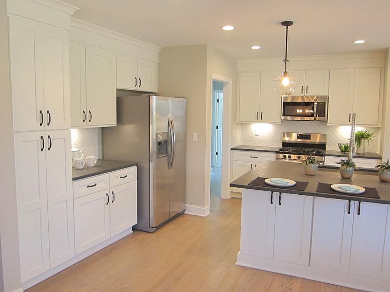 817 Sheldon Rd, Charleston, SC 29407