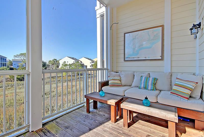 89 W 2nd St, Folly Beach, SC 29439