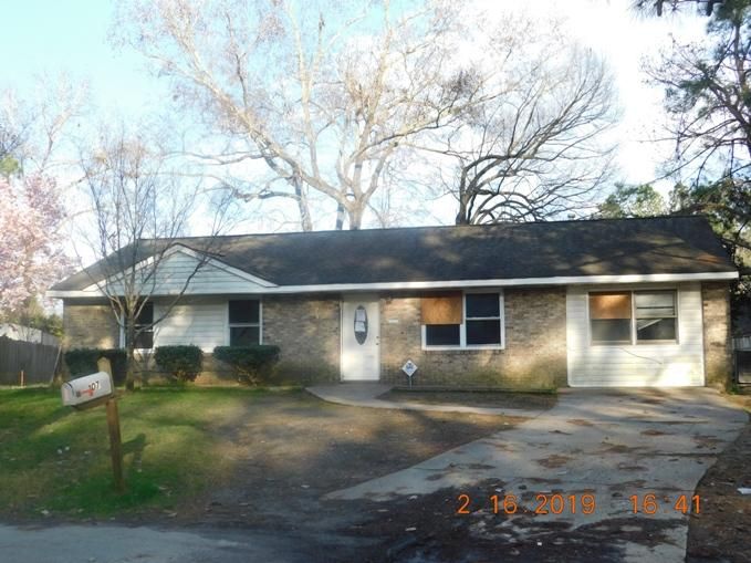 107 Barshay Ct, Summerville, SC 29483