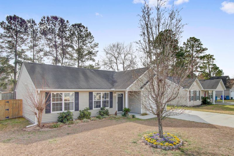 9910 Levenshall Dr, Ladson, SC 29456