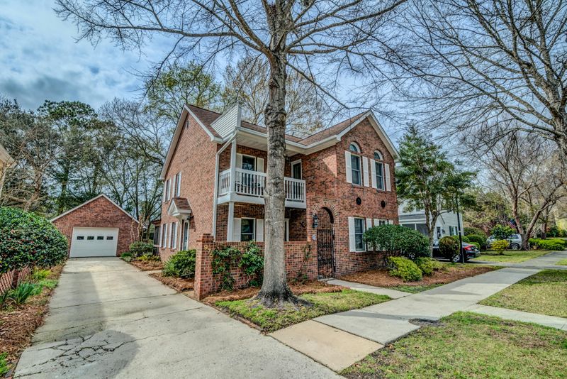 975 Governors Rd, Mount Pleasant, SC 29464