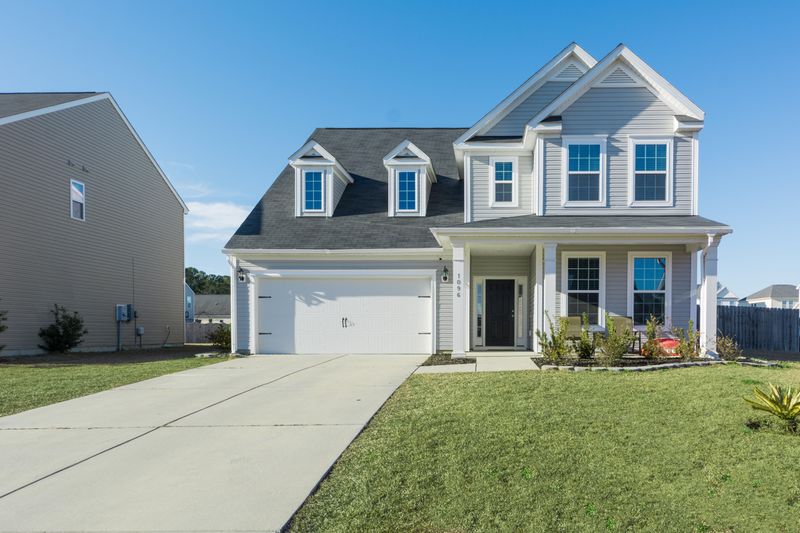 1096 Friartuck Trl, Ladson, SC 29456