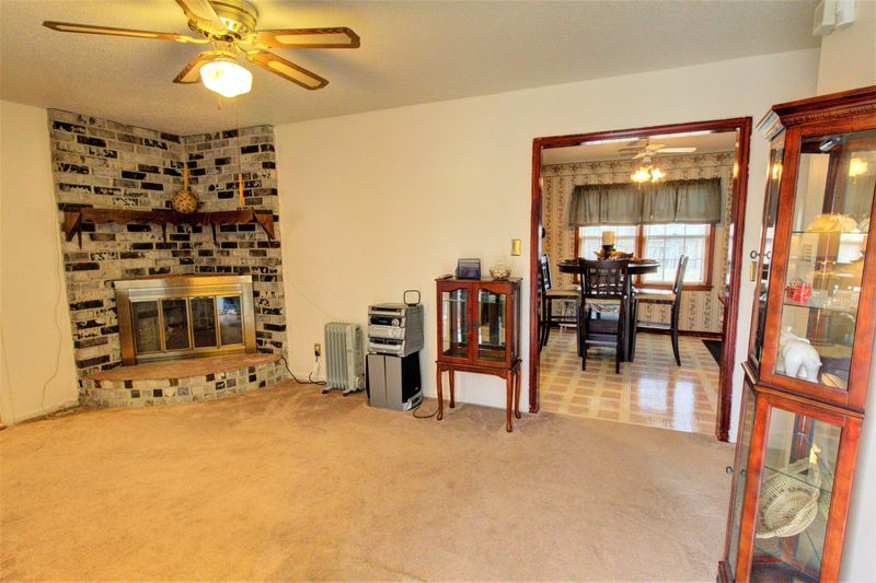 145 Dorchester Manor Blvd, North Charleston, SC 29420