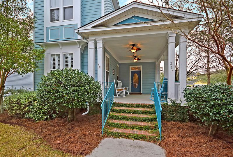 217 Hydrangea St, Summerville, SC 29483