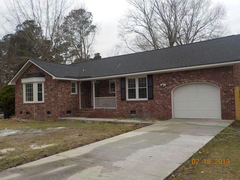 904 Larch Pines Ct, Ladson, SC 29456
