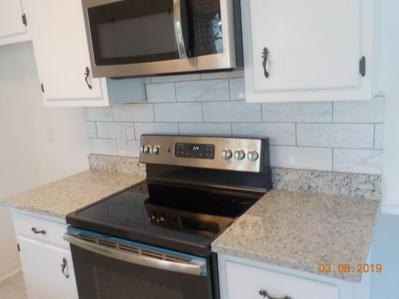 904 Larch Pines Ct, Ladson, SC 29456
