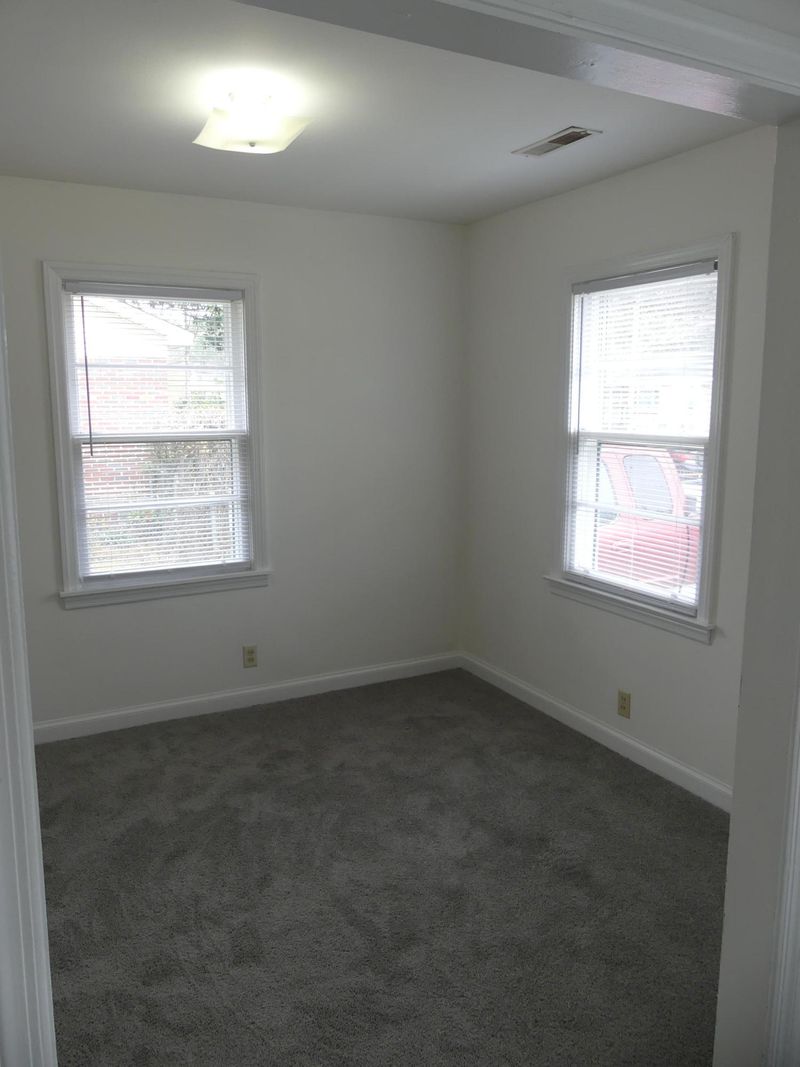 333 Clarine Dr, Goose Creek, SC 29445