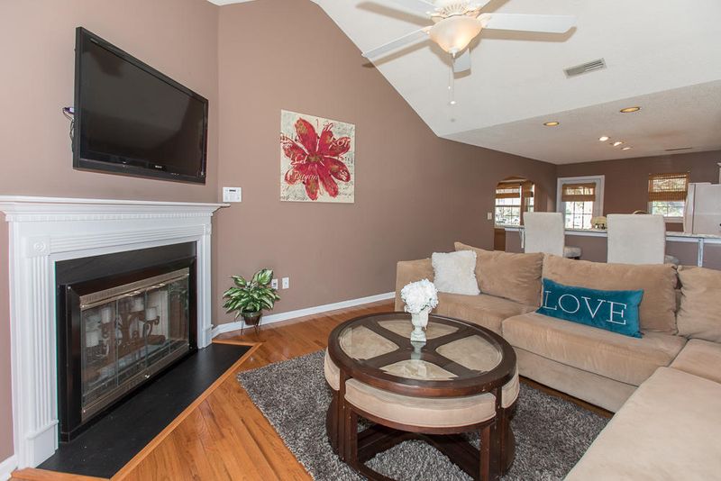 1594 Kentwood Cir, Charleston, SC 29412