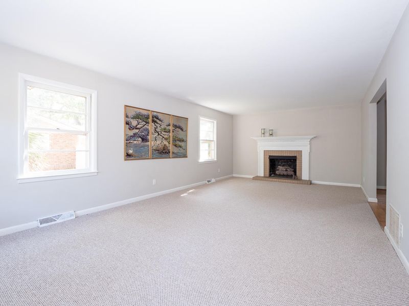 479 Wade Hampton Dr, Charleston, SC 29412