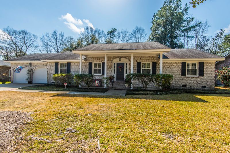 5 Milano St, Hanahan, SC 29410