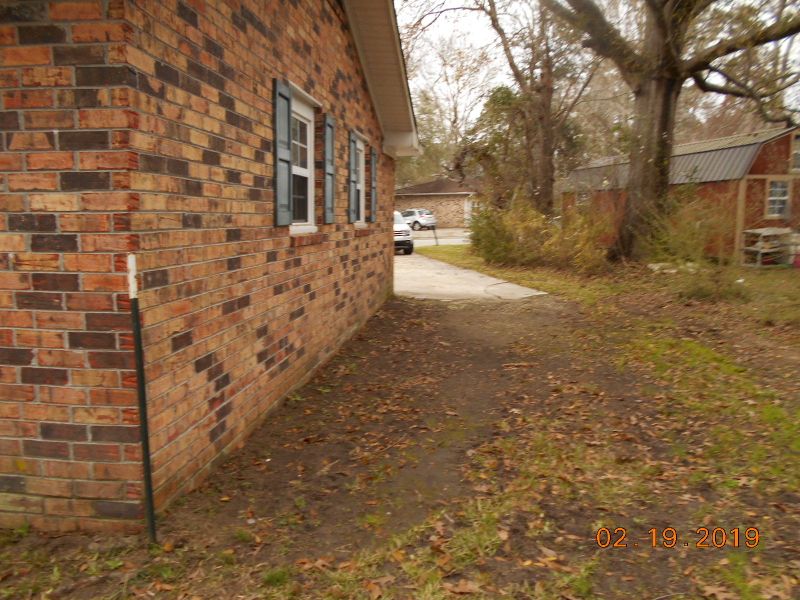 102 W Walnut Cir, Summerville, SC 29485