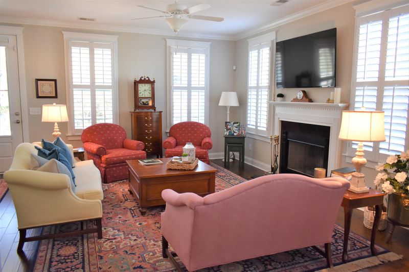 3741 Tip Ln, Mount Pleasant, SC 29466