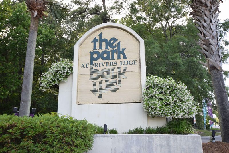 7940 Parklane Ct #G, North Charleston, SC 29418
