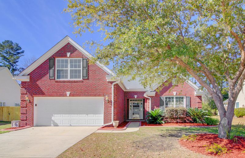 315 Cabrill Dr, Charleston, SC 29414