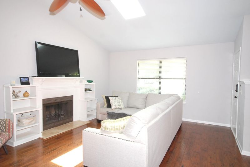 1202 Canvasback Ct, Mount Pleasant, SC 29464