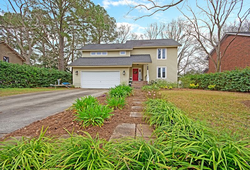642 Serotina Ct, Mount Pleasant, SC 29464