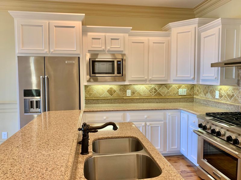 4247 Faber Place Dr #5201, North Charleston, SC 29405