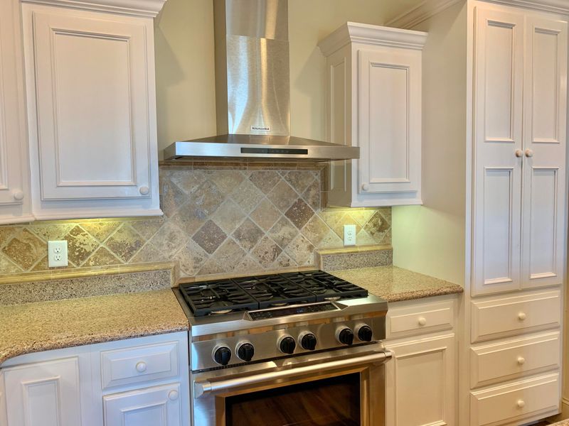 4247 Faber Place Dr #5201, North Charleston, SC 29405